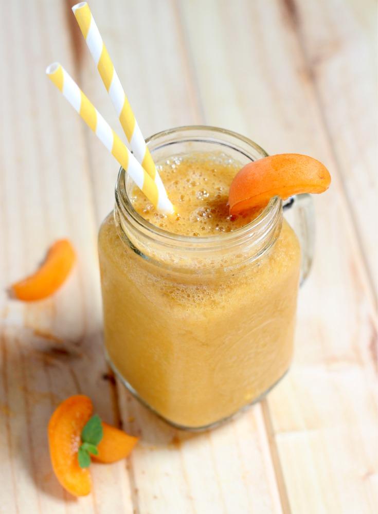 Recept za poletni smoothie iz marelic
