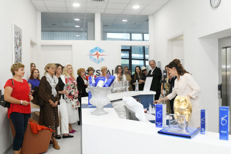 The Golden Hour Event v medicinsko-estetskem centru Crystal